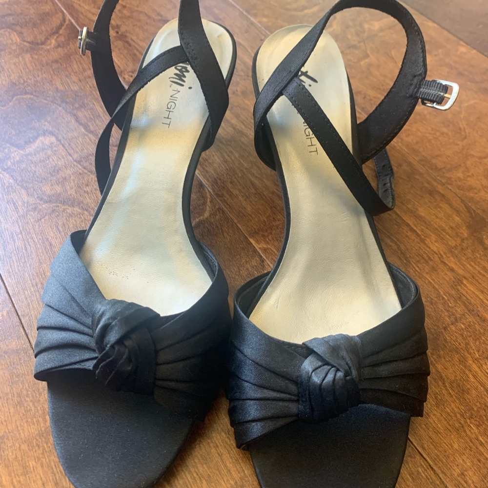 Fiomi NIGHT black 2” heels